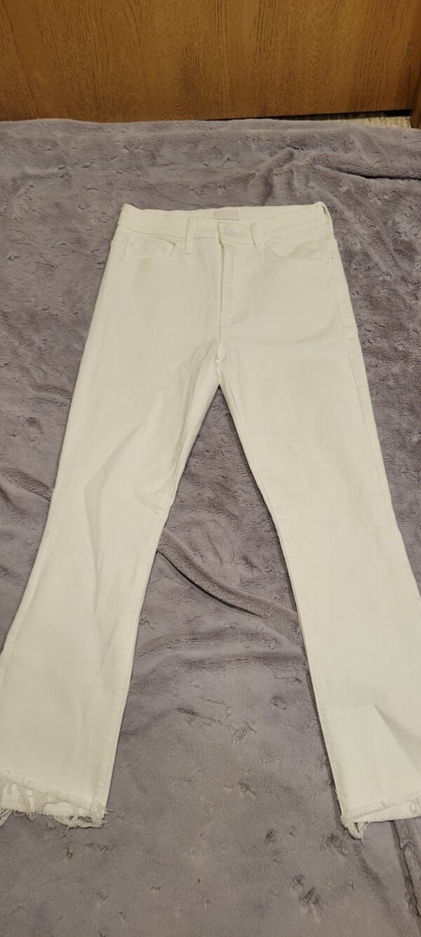 MOTHER The Insider Crop Step Fray Jeans Womens 26 Fairest of them all White Crop